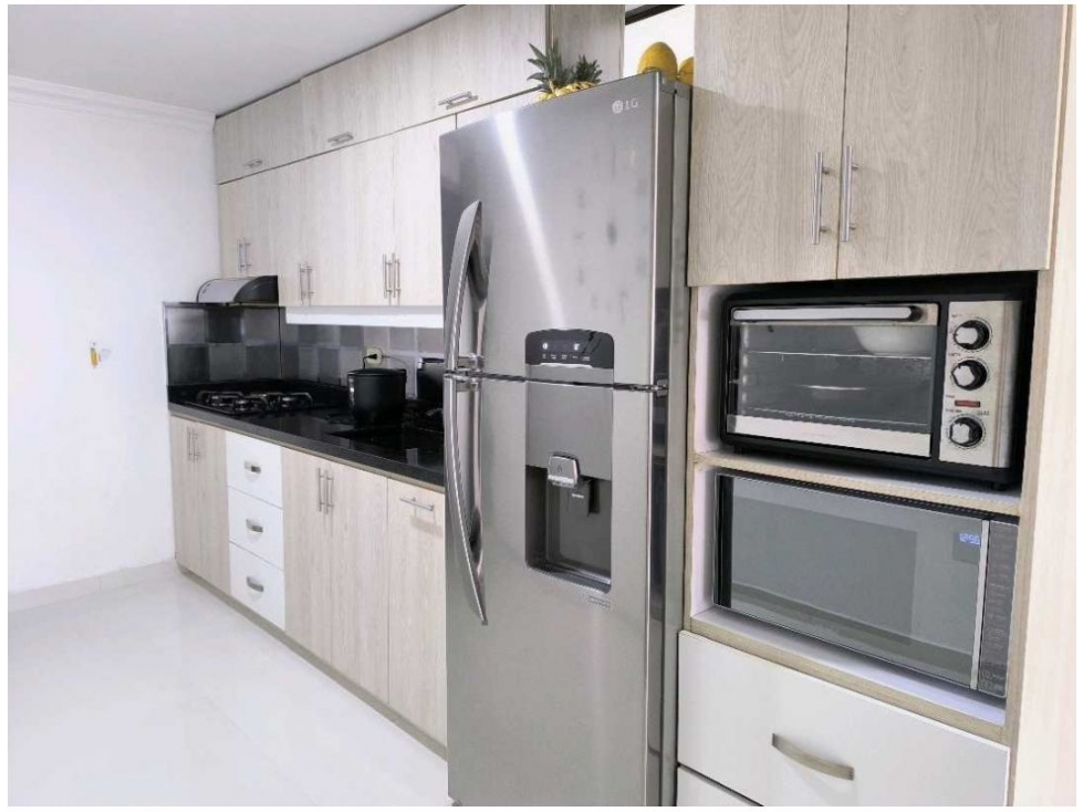 APARTAMENTO PARA LA VENTA UBICADO EN ALMERIA — foto 5