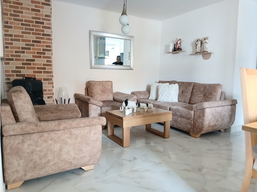 (V.I) AMPLIO APARTAMENTO PARA LA VENTA UBICADO EN SABANETA  — foto 2