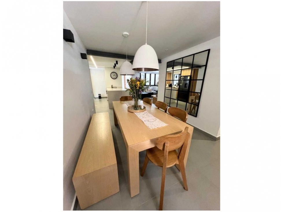 (V.I) CASA PARA LA VENTA UBICADA EN LAURELES NOGAL PH PRIMER PISO — foto 3