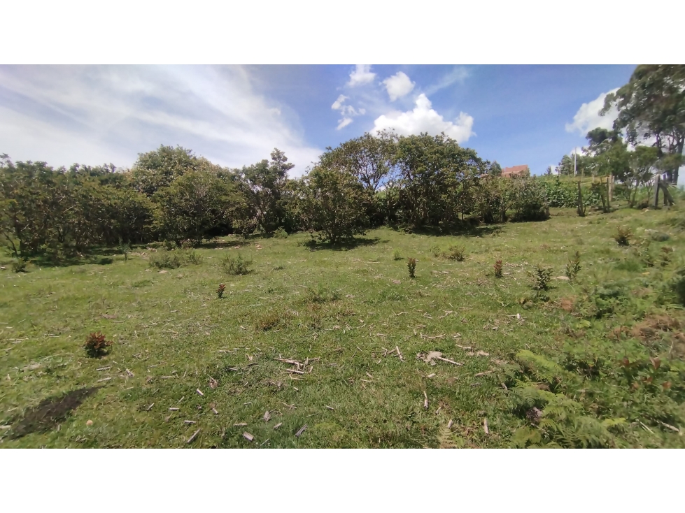 LOTE EN VENTA EN MARINILLA