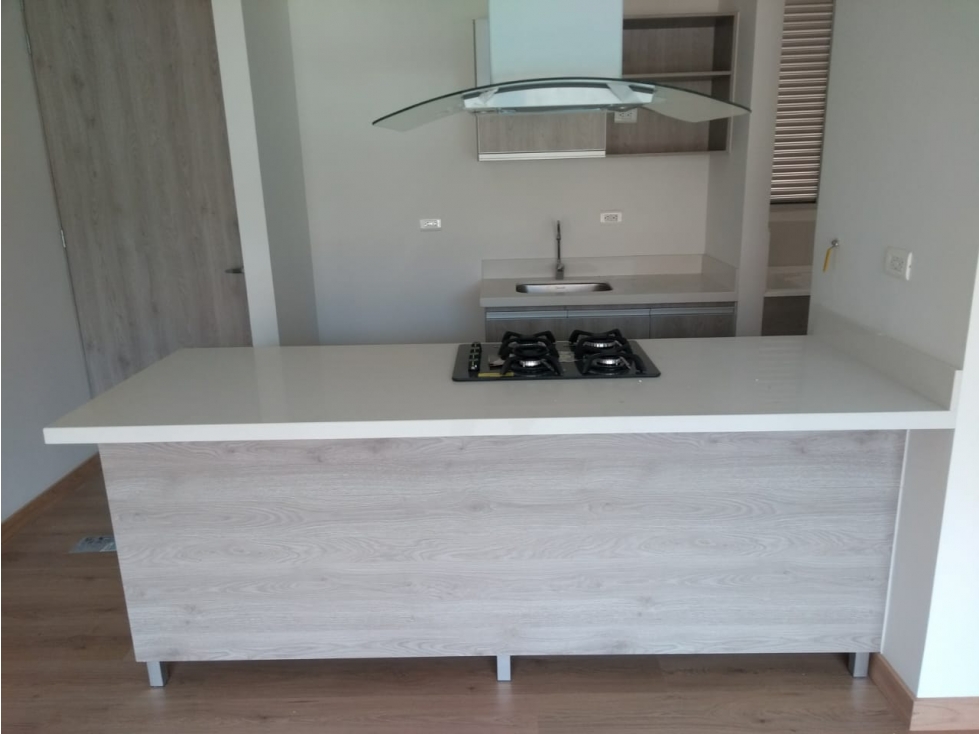 APARTAMENTO EN VENTA CONQUISTADORES — foto 3