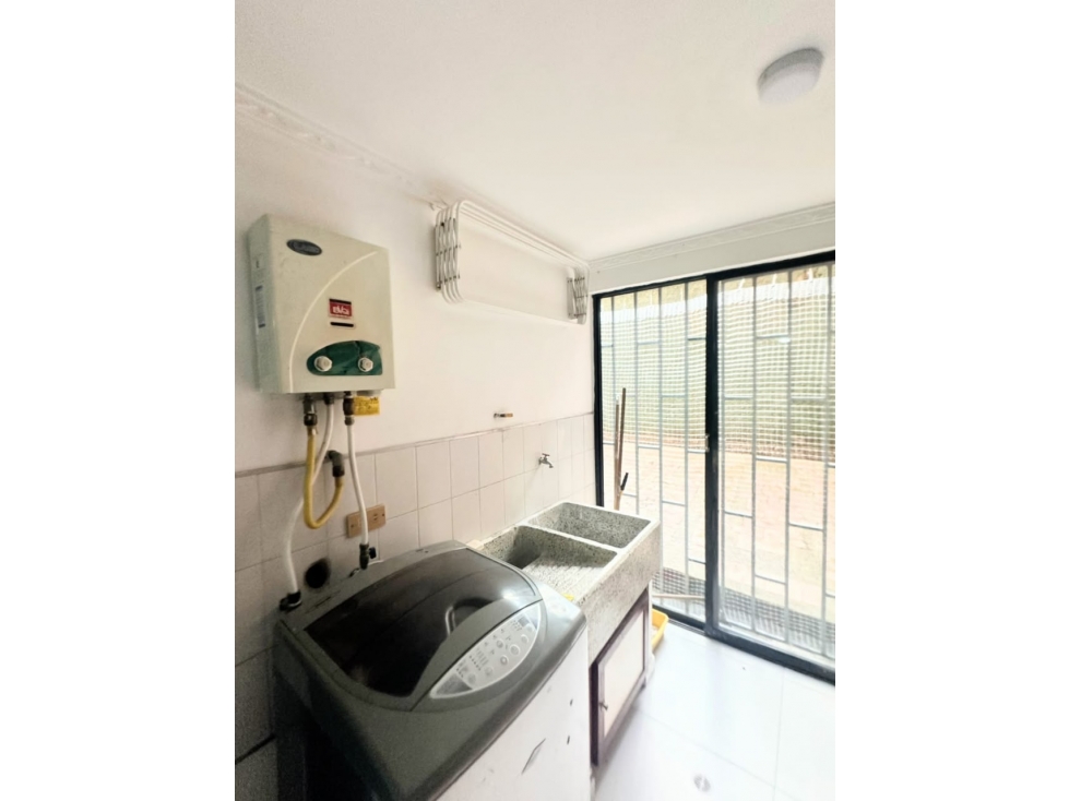 (V.I) APARTAMENTO EN VENTA UBICADO EN LAURELES SECTOR LA ALMERÍA — foto 5