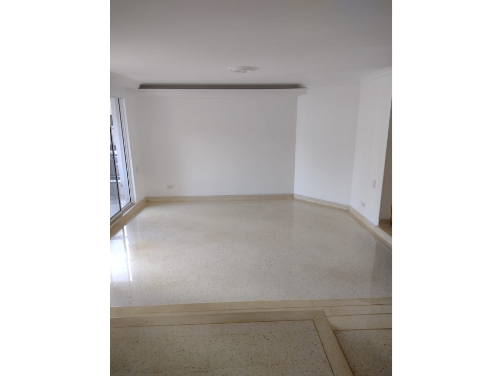 APARTAMENTO EN VENTA LAURELES SECTOR SANTA TERESITA MEDELLÍN — foto 4