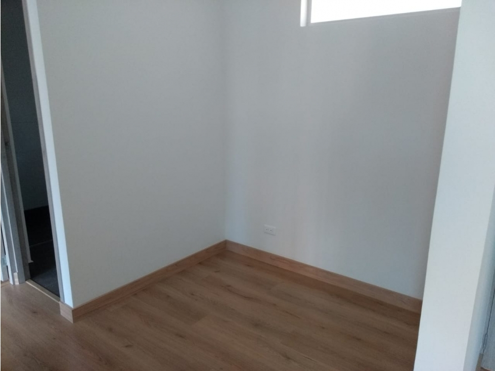 APARTAMENTO EN VENTA CONQUISTADORES — foto 5