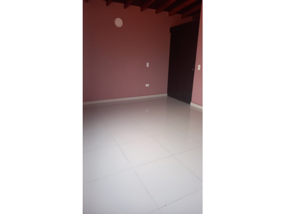 APARTAMENTO DÚPLEX EN VENTA LAURELES, LA CONSOLATA — foto 6