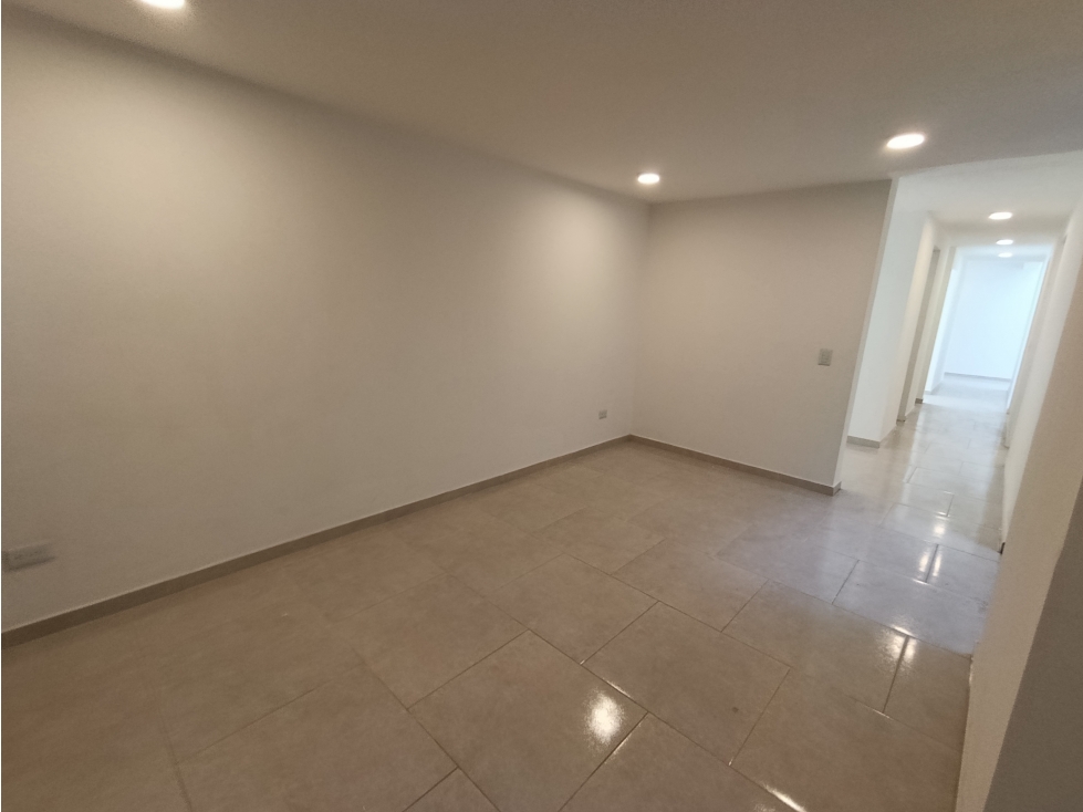 VENTA DE CASA SECTOR ESTADIO (REMODELADA) — foto 3