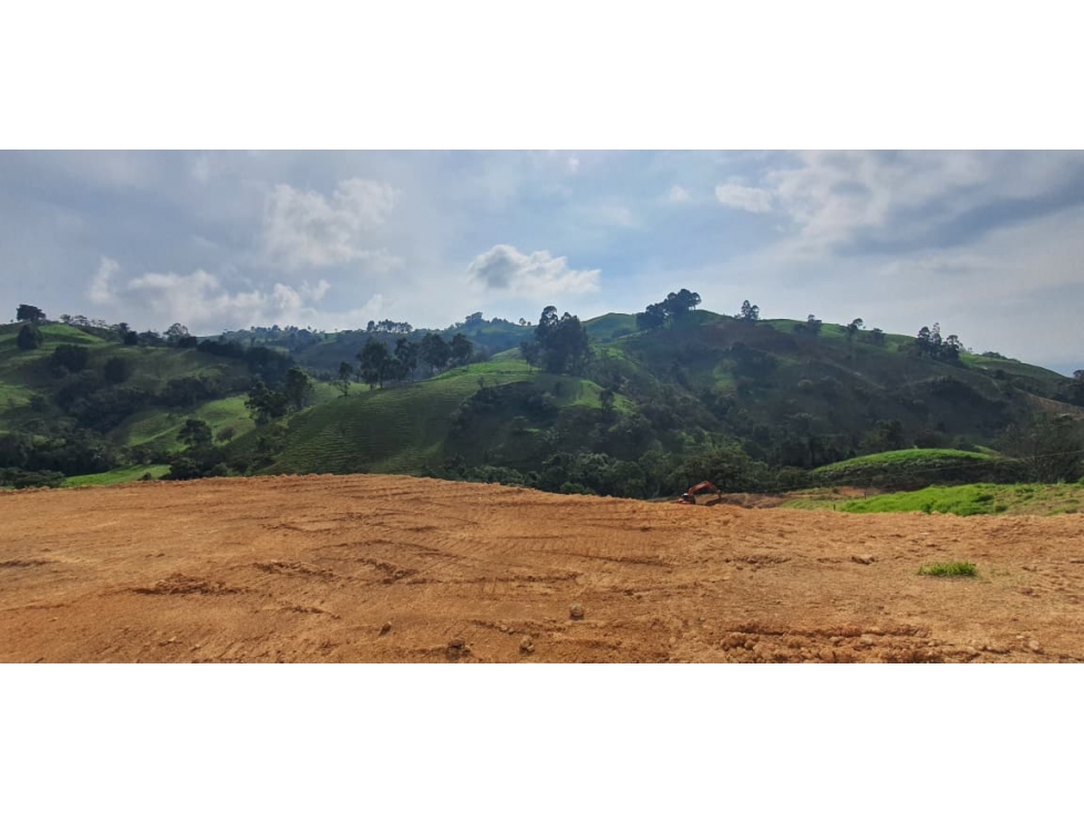 LOTE EN VENTA UBICADO EN SAN PEDRO DE LOS MILAGROS — foto 2