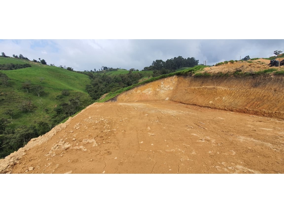 LOTE EN VENTA UBICADO EN SAN PEDRO DE LOS MILAGROS