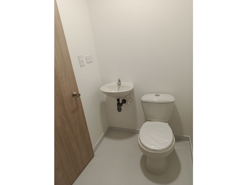 APARTAMENTO EN VENTA SECTOR FABRICATO — foto 6