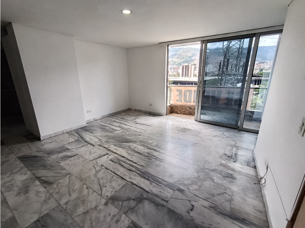 VENTA APARTAMENTO EN BARRIO CONQUISTADORES EXCELENTE UBICACIÓN
