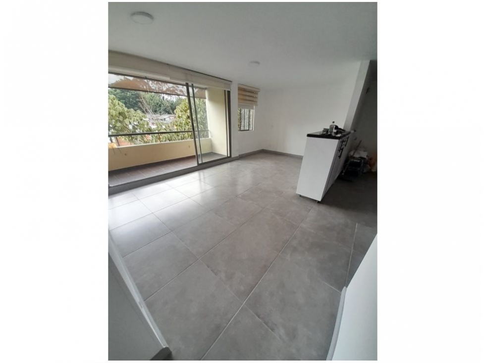(V.I) APARTAMENTO EN VENTA ENVIGADO UNIDAD CERRADA EN SECTOR PLANO
