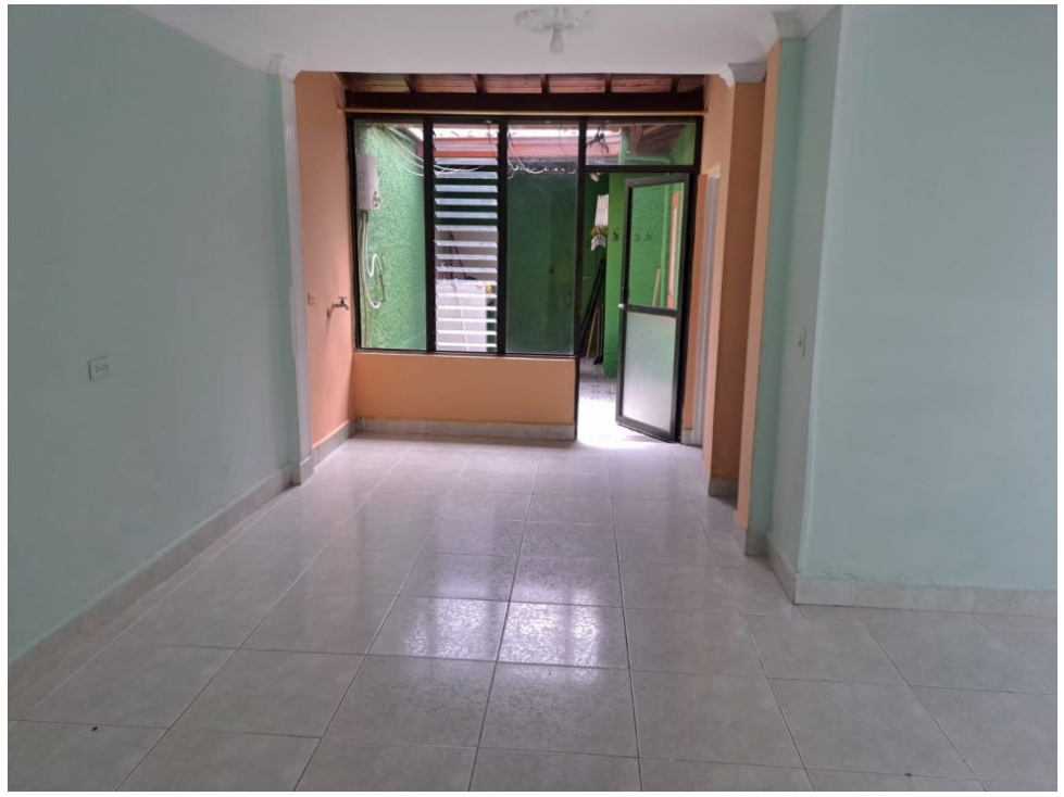 (V.I) CASA EN VENTA 1 PISO EN EDIFICIO PH ENVIGADO EL DORADO — foto 4