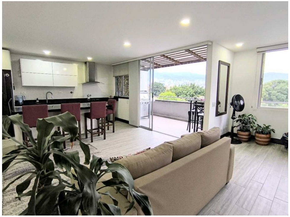 APARTAMENTO DUPLEX AMOBLADO EN VENTA UBICADO EN BELEN MALIBÚ — foto 2