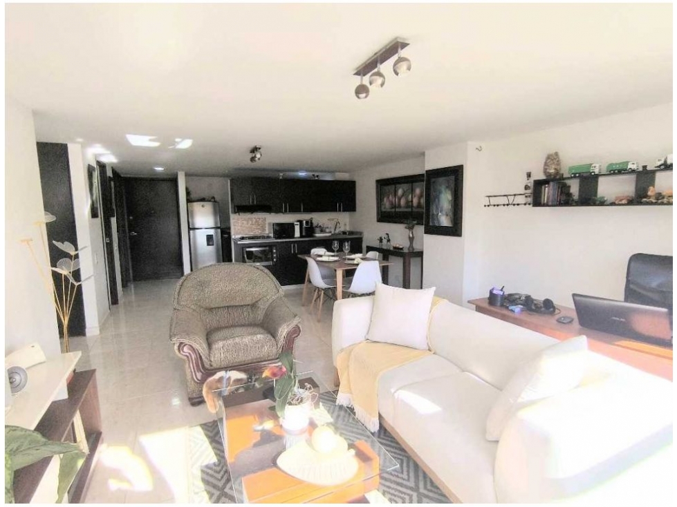 (V.I) APARTAMENTO EN VENTA UBICADO EN SABANETA CERCA A LA UNIVERSIDAD — foto 2