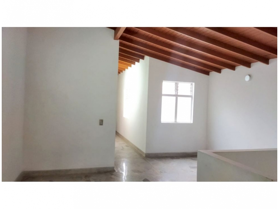 (V.I) APARTAMENTO DUPLEX EN VENTA UBICADO EN LAURELES SECTOR ALMERIA — foto 3