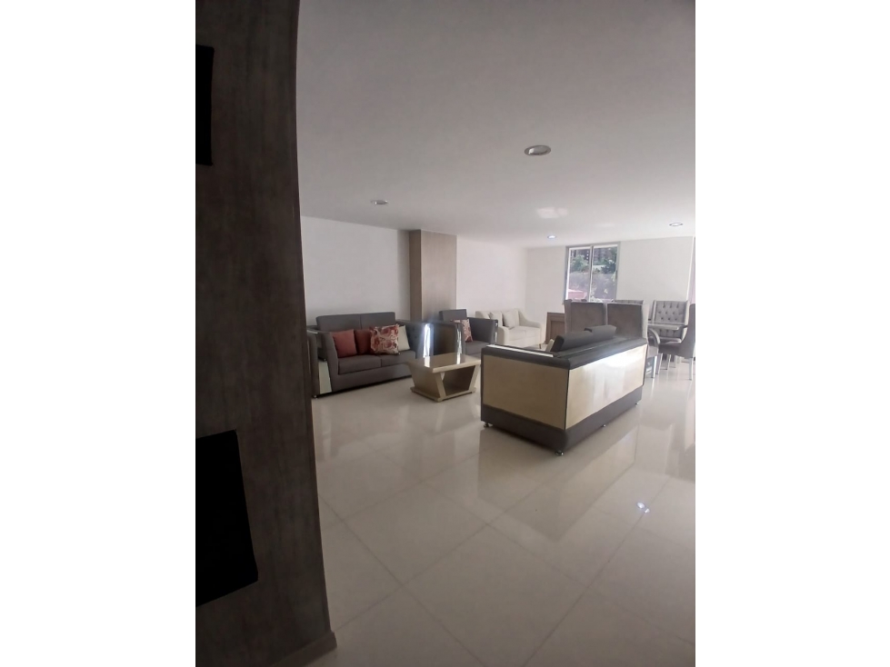 (V.I) APARTAMENTO EN VENTA UBICADO EN LA CASTELLANA — foto 5