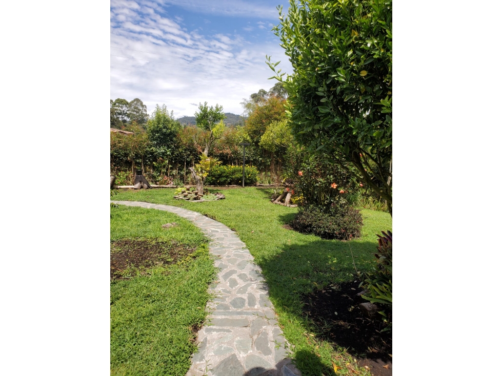 (V.I) FINCA INDEPENDIENTE EN VENTA UBICADA EN LLANO GRANDE - 2