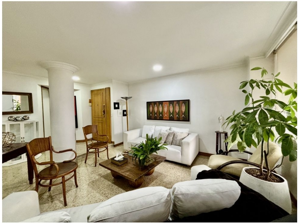 (V.I) APARTAMENTO EN VENTA UBICADO EN LAURELES — foto 2