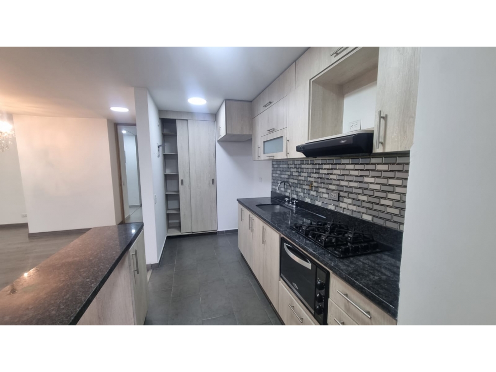 APARTAMENTO PARA LA VENTA UBICADO EN LOS COLORES — foto 5