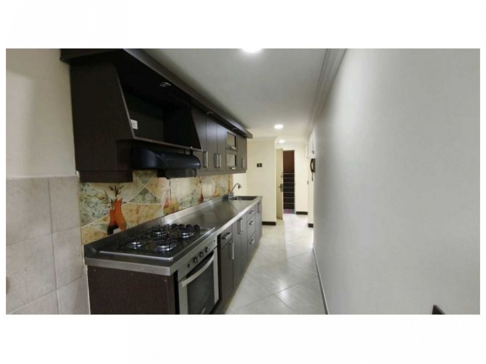 (V.I) AMPLIO APARTAMENTO EN ENVIGADO UNIDAD MILAN 2 PISO EN VENTA — foto 4