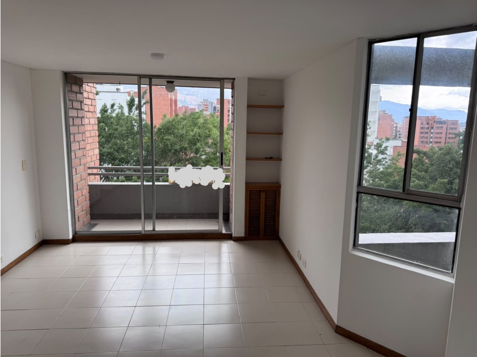 (V.I) APARTAMENTO EN VENTA UBICADO EN EL SECTOR LA CASTELLANA — foto 2