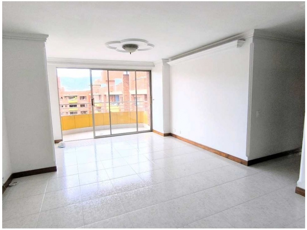 (V.I) APARTAMENTO EN VENTA UBICADO EN LAURELES UNIDAD CERRADA — foto 3