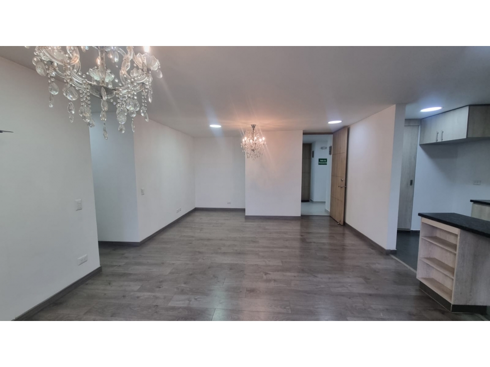 APARTAMENTO PARA LA VENTA UBICADO EN LOS COLORES
