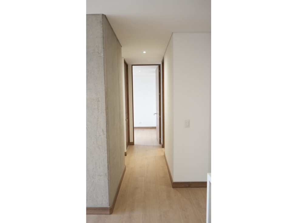 APARTAMENTO UBICADO EN EL POBLADO CIUDAD DEL RIO PARA ESTRENAR — foto 6