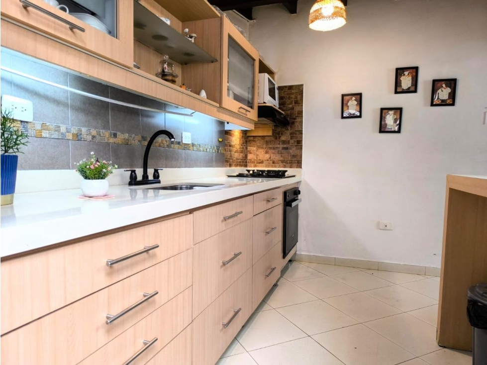 (V.I) CASA EN VENTA UBICADA EN EL BARRIO SIMON BOLIVAR — foto 6