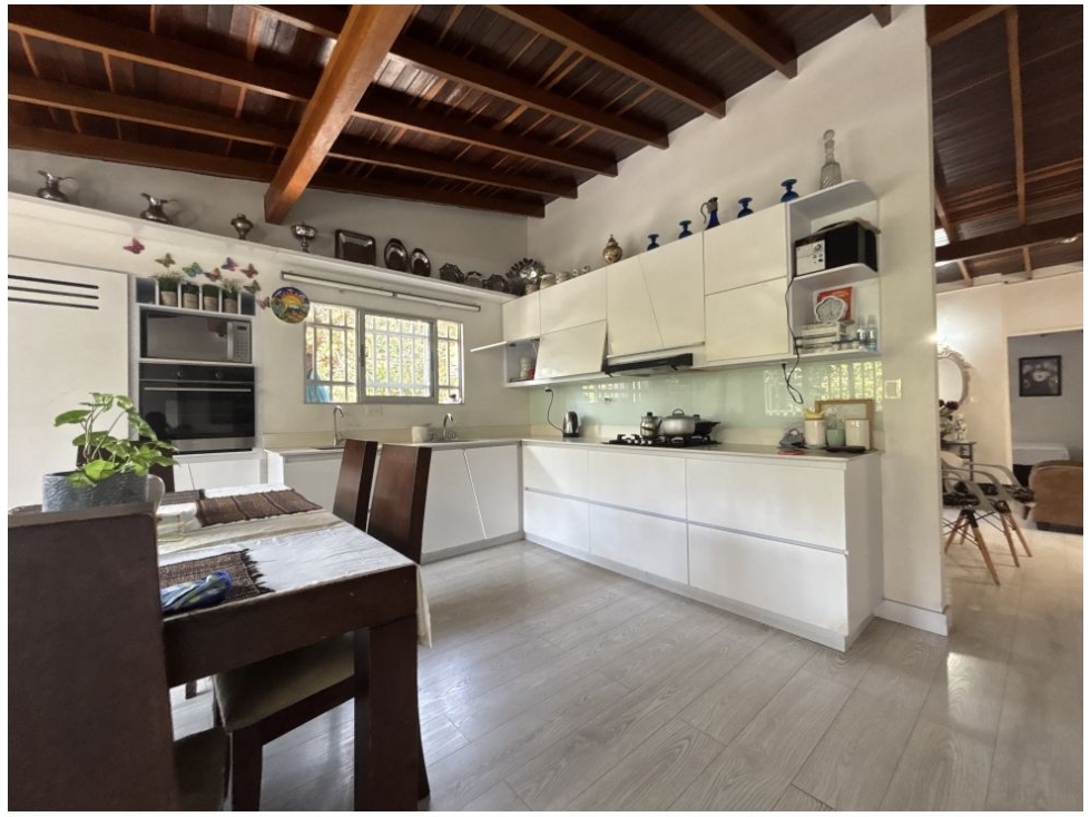 (V.I) CASA DE DOS NIVELES PARA LA VENTA UBICADA EN LAURELES — foto 5