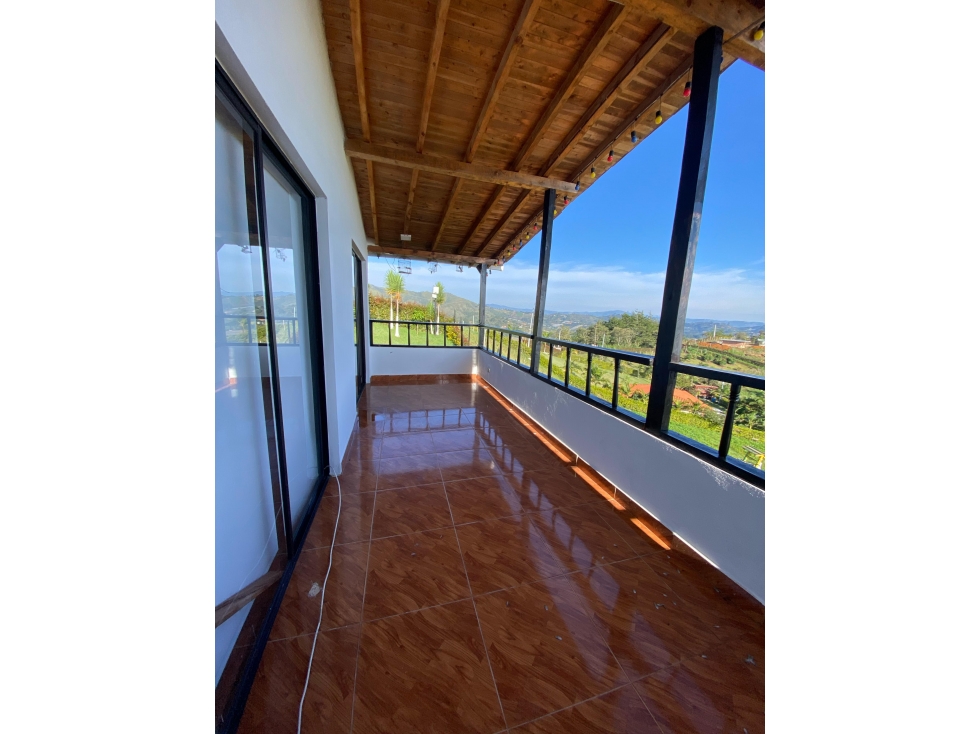 HERMOSA CASA FINCA EN VENTA GUARNE, VEREDA YOLOMBAL — foto 4