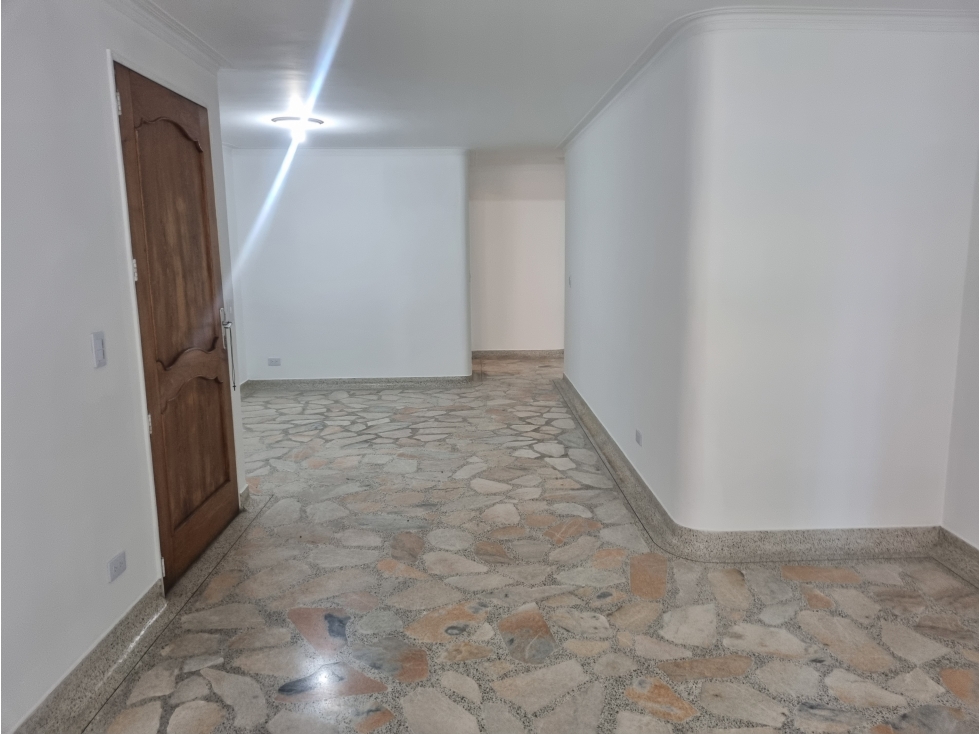 APARTAMENTO EN VENTA LAURELES — foto 6