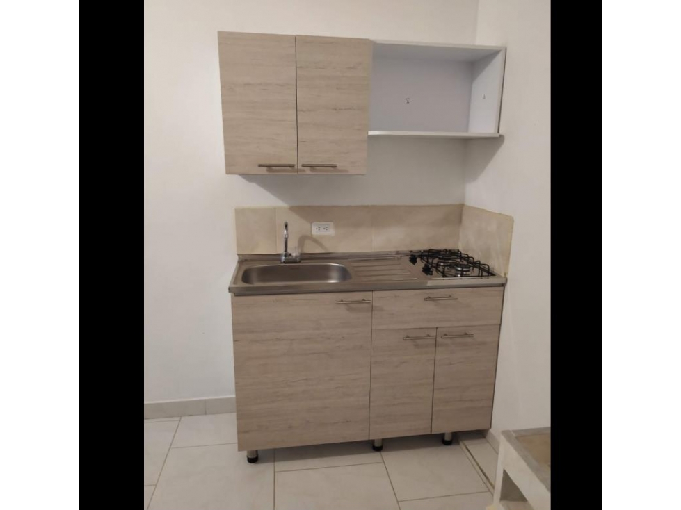 (V.I). CASA DE TRES NIVELES EN VENTA CARMEN DE VIBORAL, LA PALMA — foto 5