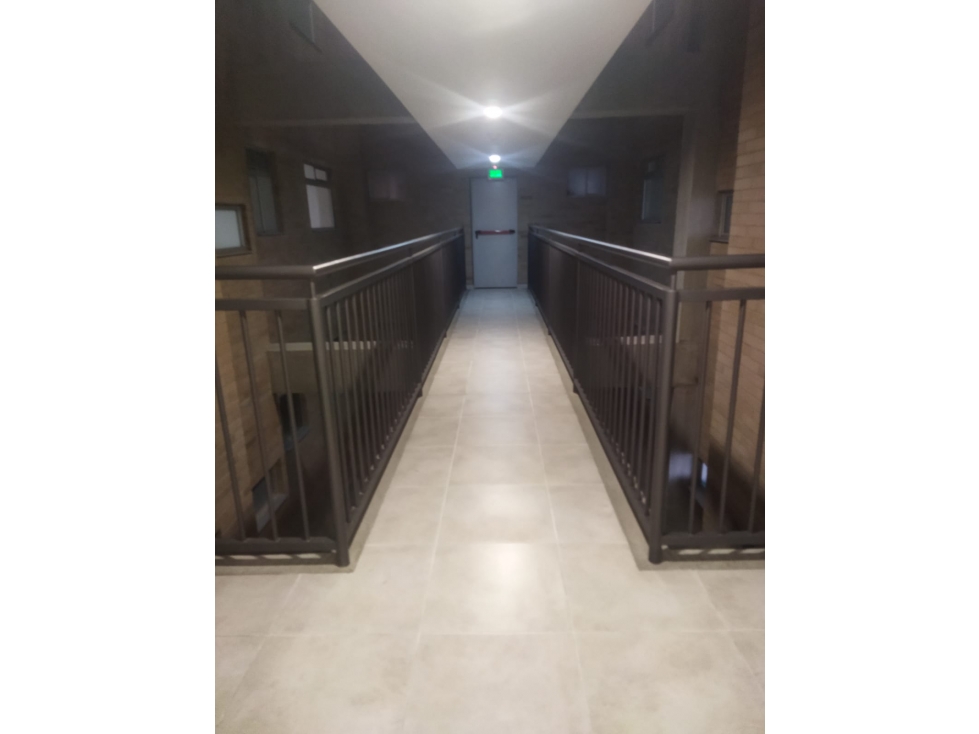 APARTAMENTO EN VENTA SECTOR CALASANZ PARTE BAJA — foto 5