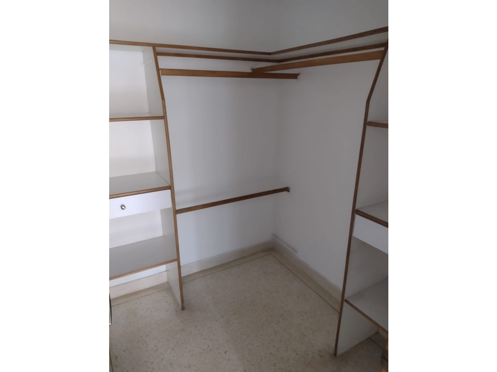 APARTAMENTO EN VENTA LAURELES SECTOR SANTA TERESITA MEDELLÍN — foto 5
