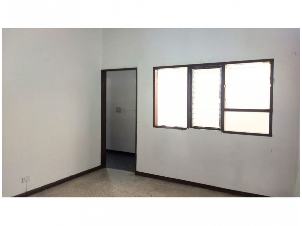CASA UNIFAMILIAR EN VENTA LAURELES — foto 6