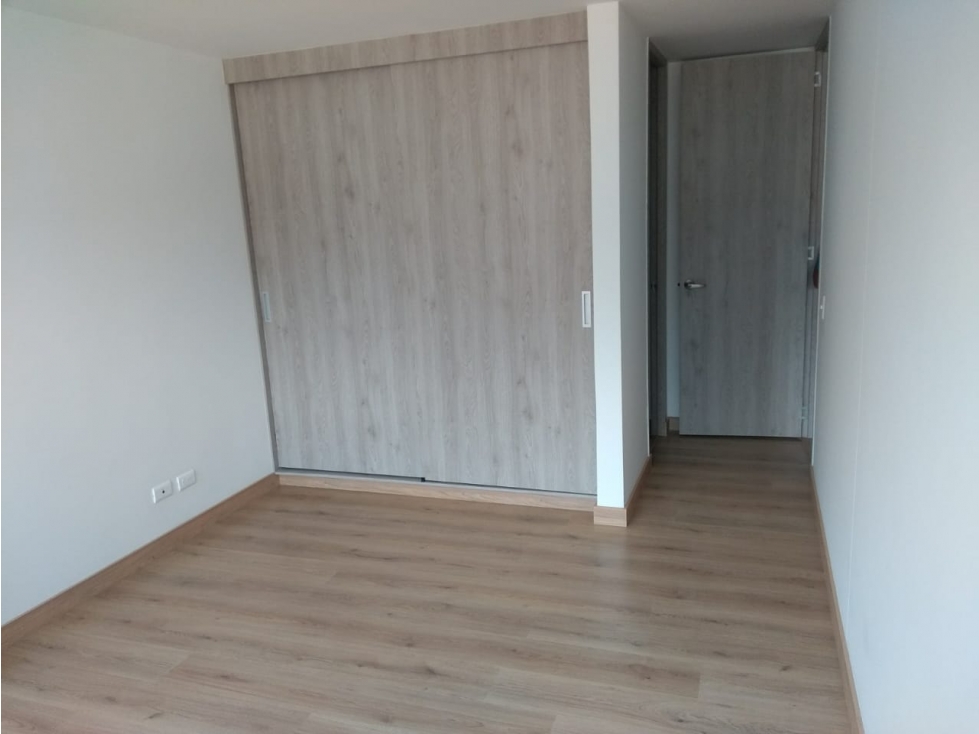 APARTAMENTO EN VENTA CONQUISTADORES — foto 6