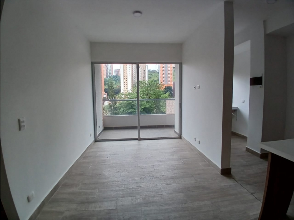 APARTAMENTO UBICADO EN SABANETA SECTOR LA DOCTORA CERCA AL CEIPA — foto 2