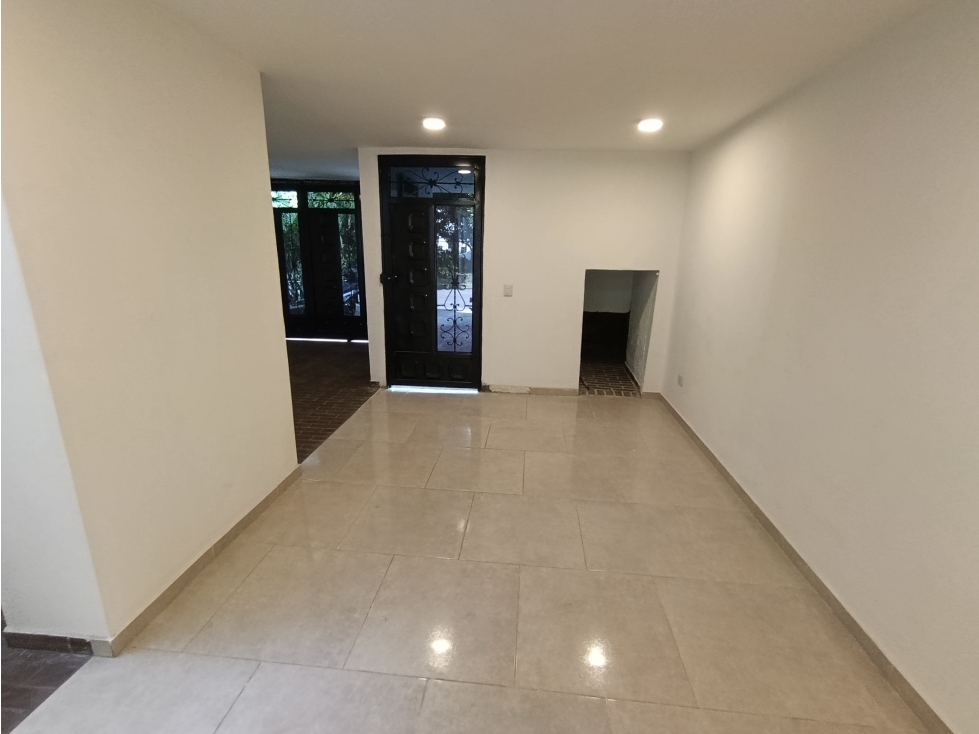 VENTA DE CASA SECTOR ESTADIO (REMODELADA) — foto 2