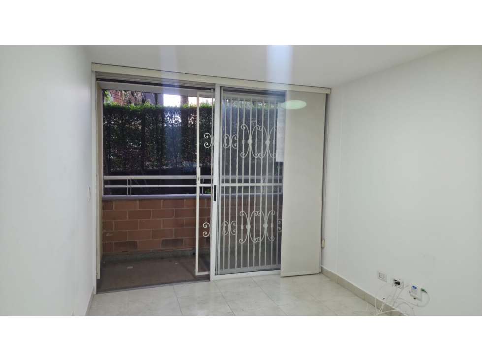 (V.I) APARTAMENTO PARA LA VENTA UBICADO EN LA LOMA DE LOS BERNAL — foto 3