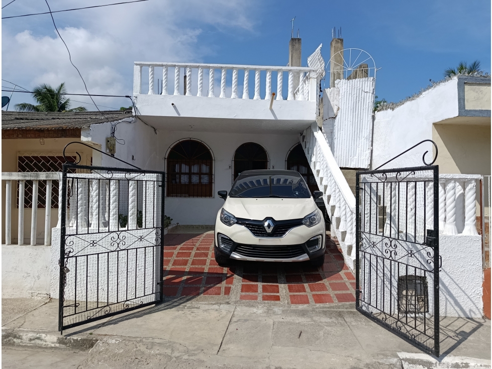 EN VENTA: CASA AMOBLADA EN SANTIAGO DE TOLÚ SUCRE - 2