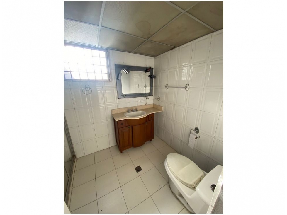 (V.I) CASA EN VENTA MEDELLIN BARRIO SEVILLA — foto 4