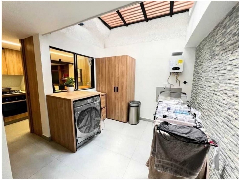 (V.I) CASA PARA LA VENTA UBICADA EN LAURELES NOGAL PH PRIMER PISO — foto 4