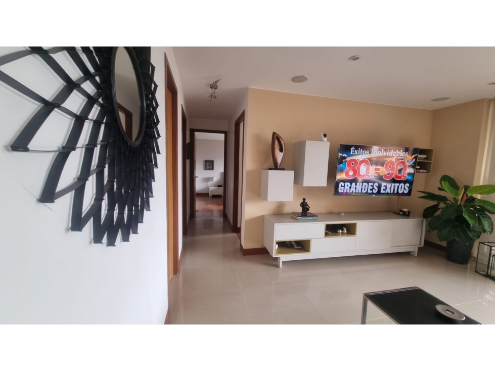 HERMOSO APARTAMENTO EN VENTA UBICADO EN EL POBLADO SECTOR EL TESORO