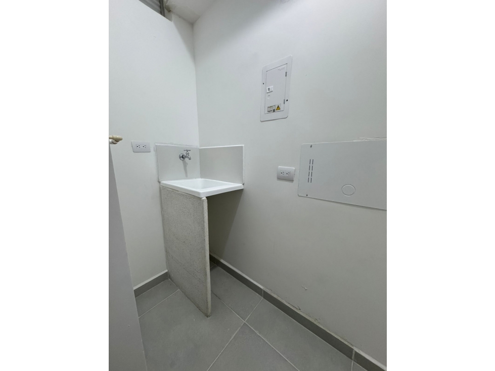 (V.I) APARTAMENTO PARA LA VENTA UBICADO EN ROBLEDO ALTAMIRA — foto 4