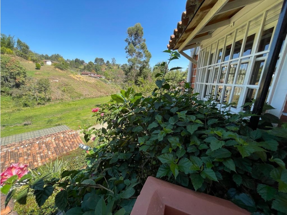 CASA CAMPESTRE AMOBLADA PARA LA VENTA, UBICADA EN BELLA VISTA GUARNE — foto 3