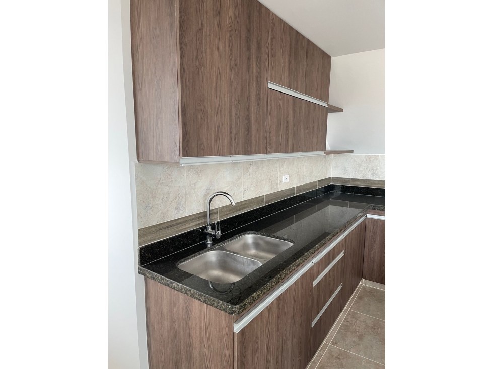 APARTAMENTO CON TERRAZA PRIVADA SECTOR LAURELES PARA LA VENTA — foto 5