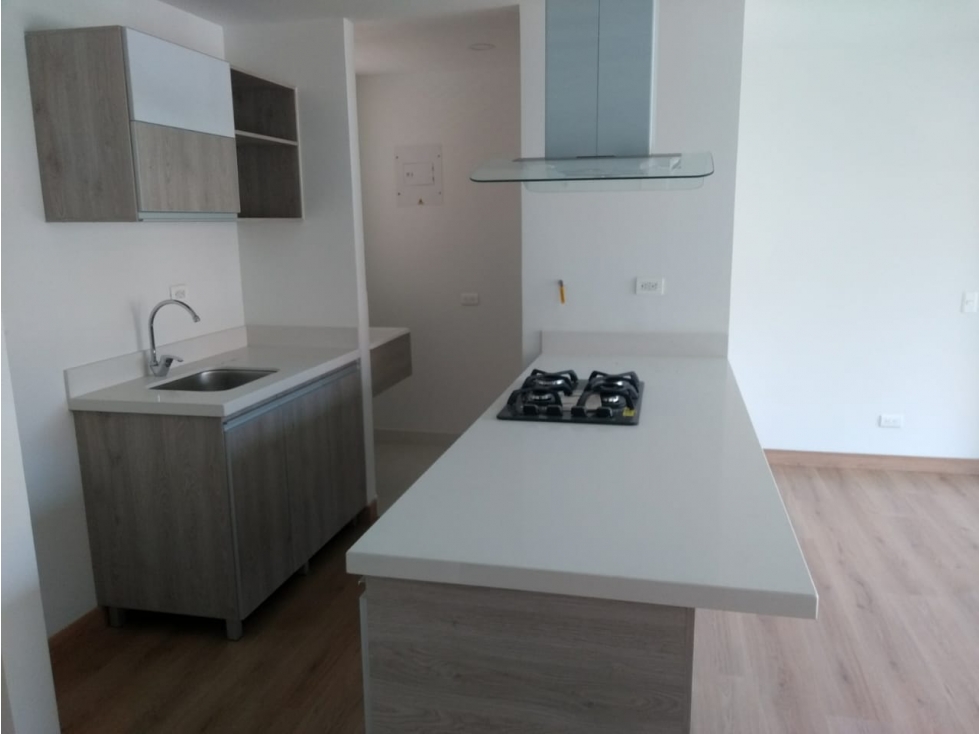 APARTAMENTO EN VENTA CONQUISTADORES — foto 4
