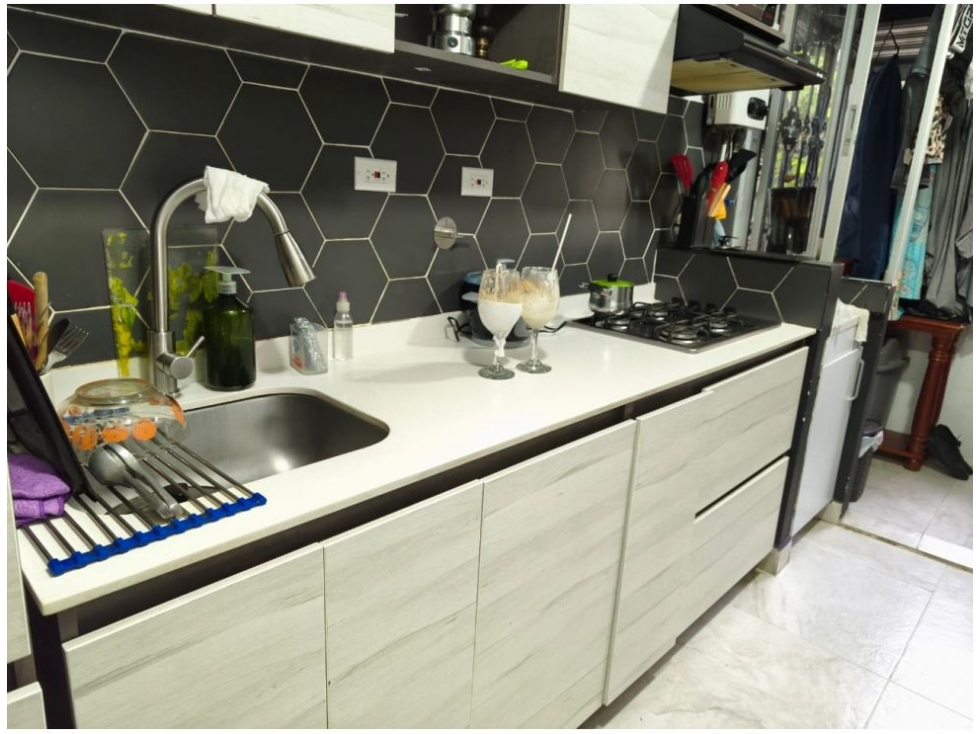 APARTAMENTO EN VENTA ENVIGADO UNIDAD CERRADA CERCA AL PARQUE PRINCIPAL — foto 6