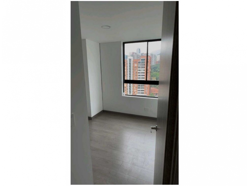 (V.I) APARTAMENTO EN VENTA UBICADO EN ENVIGADO SECTOR CAMINO VERDE — foto 5